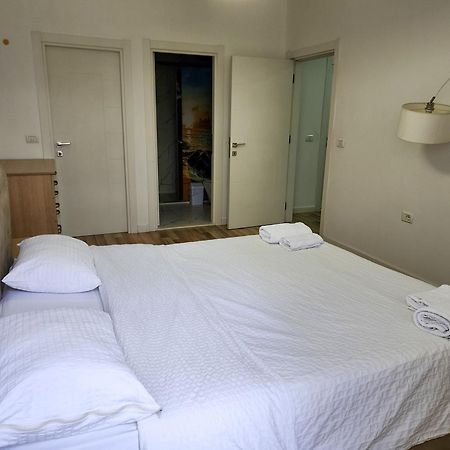 2E Apartment Myslym Shyri Tirana Exteriér fotografie