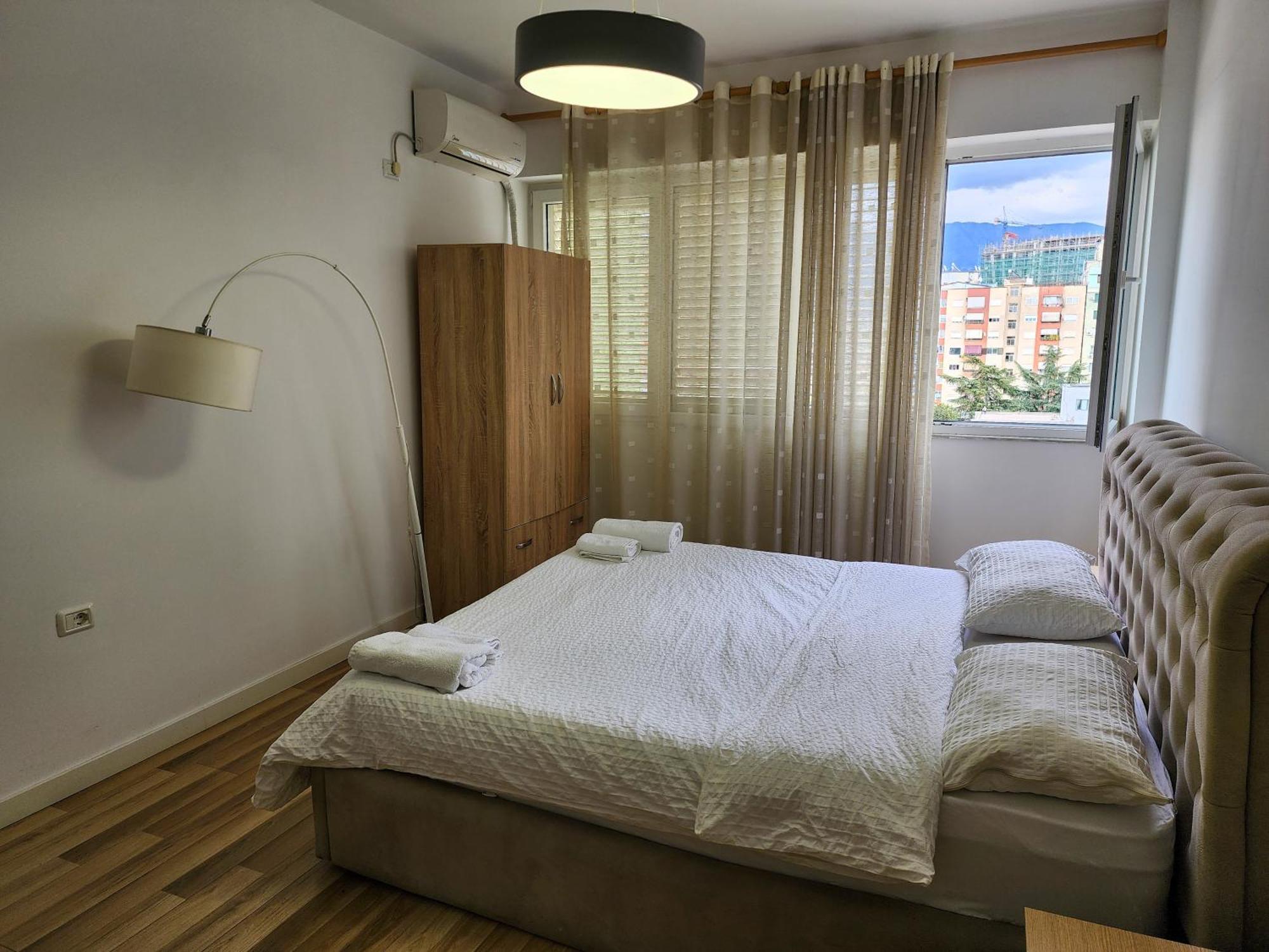 2E Apartment Myslym Shyri Tirana Exteriér fotografie